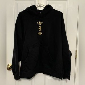 GREAT CONDITION. Adidas XL black sweatshirt.